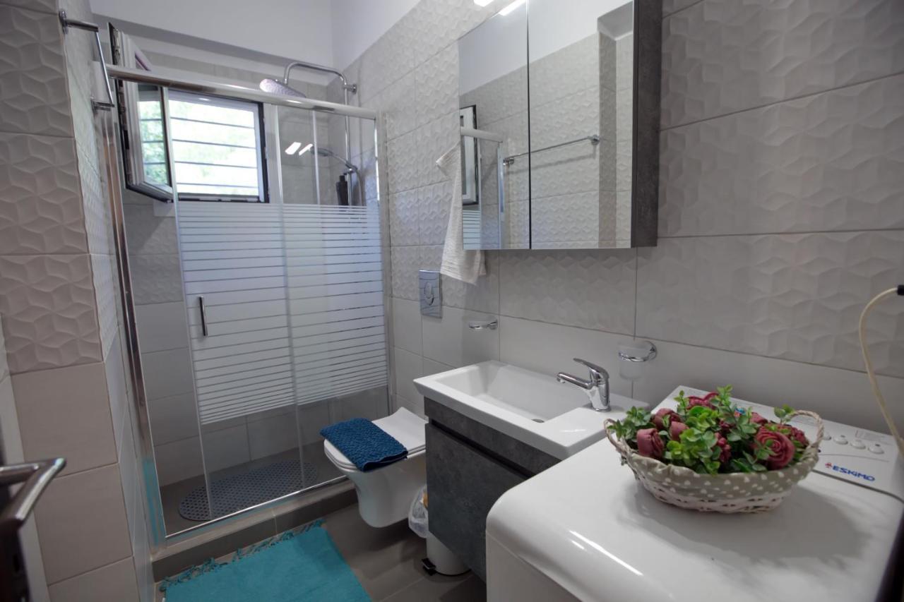 Matoulas Luxury Apartment ナフプリオ エクステリア 写真