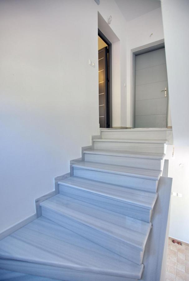 Matoulas Luxury Apartment ナフプリオ エクステリア 写真