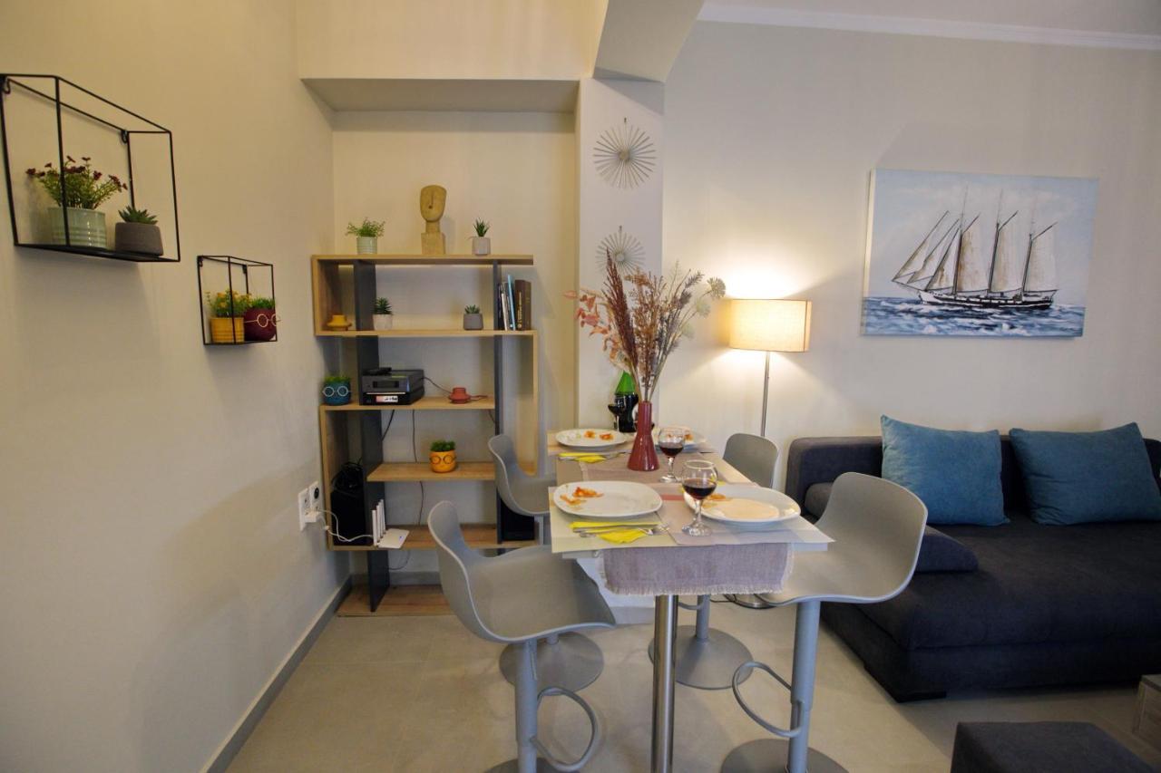Matoulas Luxury Apartment ナフプリオ エクステリア 写真